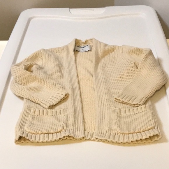 OLD NAVY GAP SIZE 3 TOTAL OF 3 PIECES 1 JEANS 1 PULL ON HOODIE 1 KNIT CARDIGAN - Picture 4 of 6